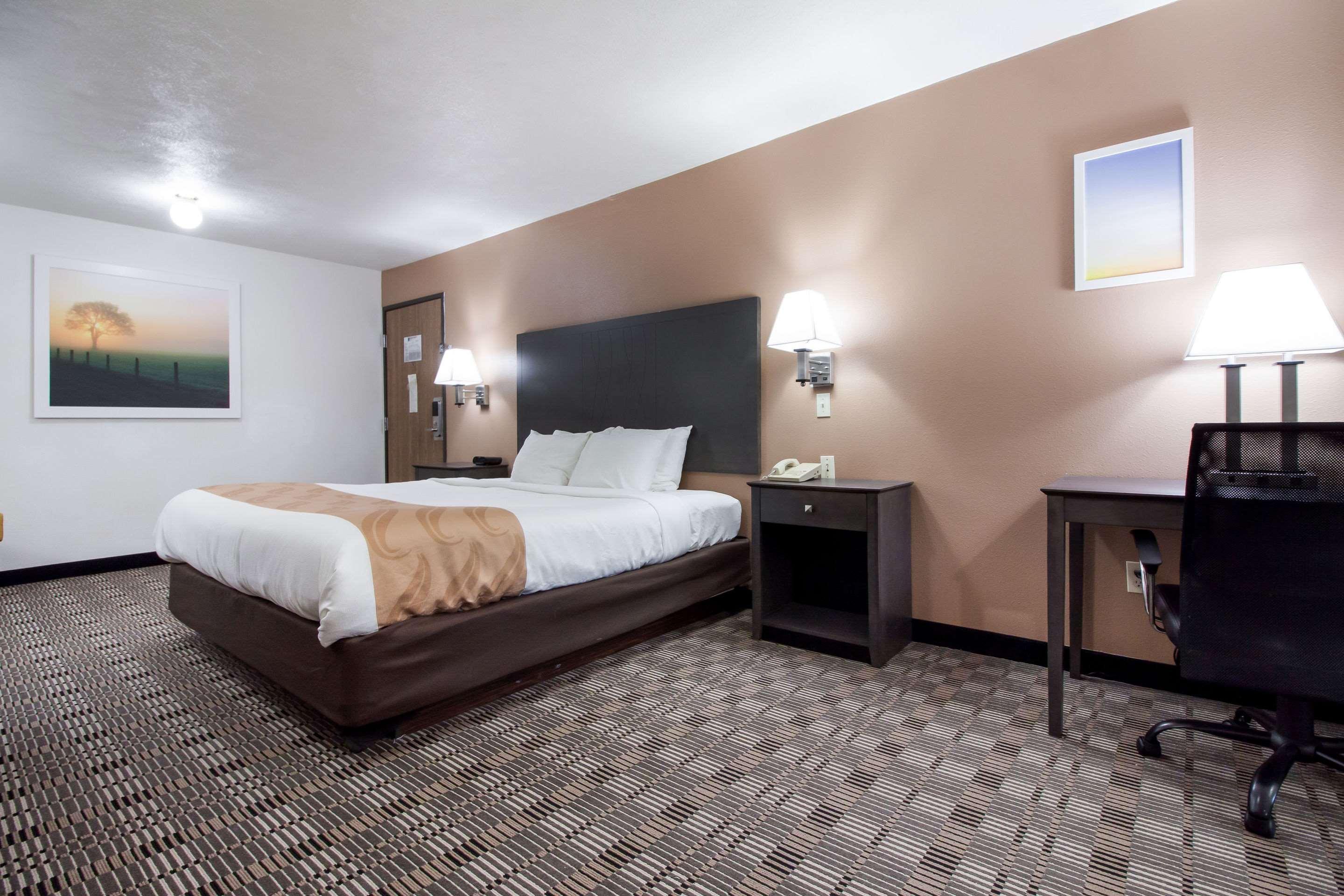 Quality Inn & Suites McCook Luaran gambar