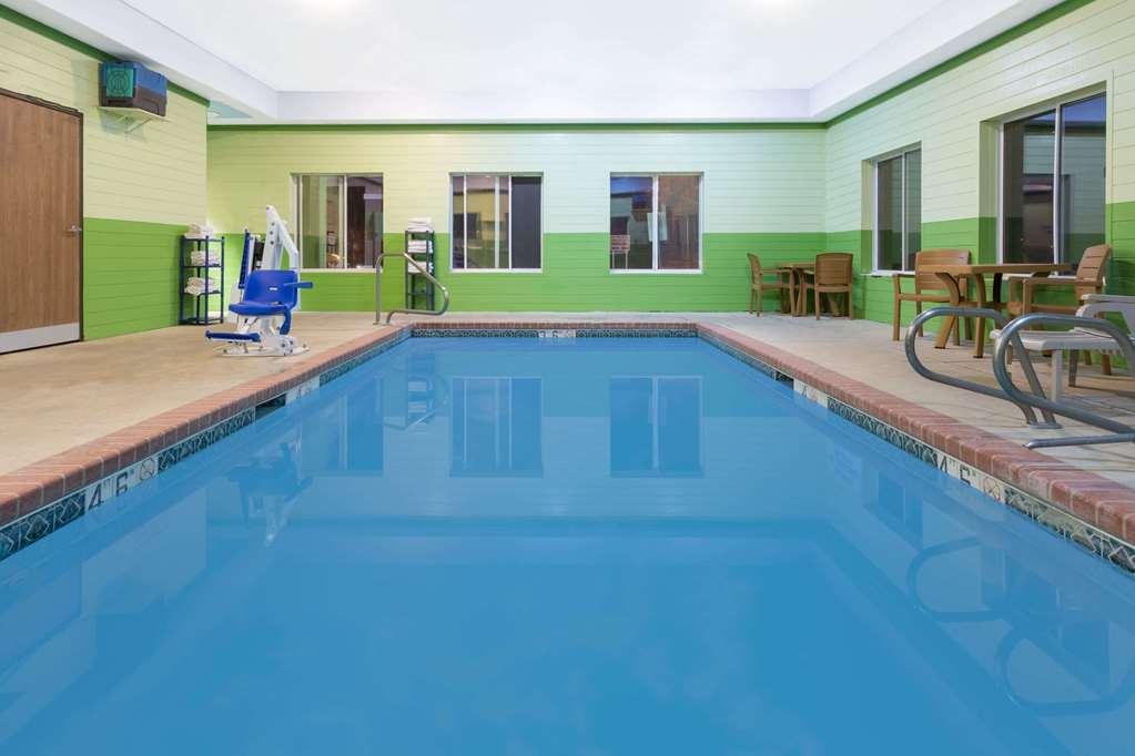 Quality Inn & Suites McCook Luaran gambar