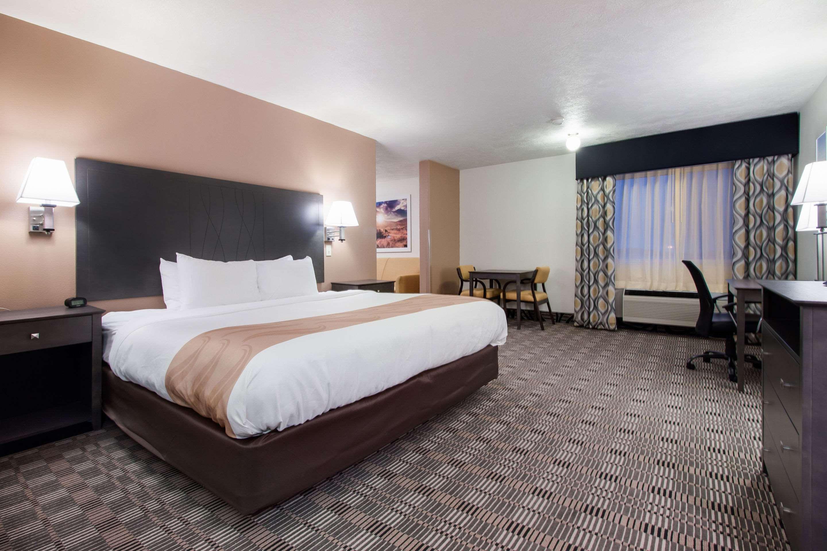 Quality Inn & Suites McCook Luaran gambar